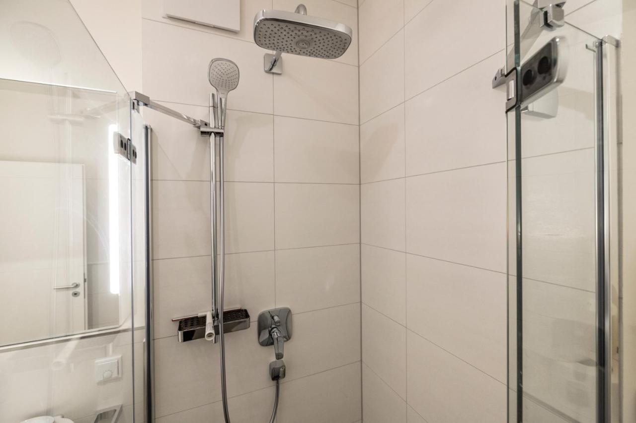 Welcome To Paradies - Ferienwohnung Von Privat Konstanz Bagian luar foto